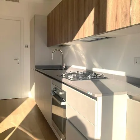Apartament Elegante E Spazioso Mediolan